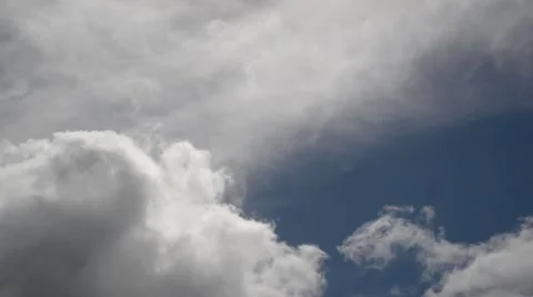 Time lapse clip of moving clouds Vídeo Stock 48724489