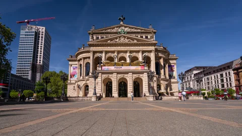 Time lapse clip of the old Operahouse in Frankfurt Stock Footage 339100581