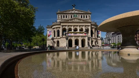 Time lapse clip of the old Operahouse in Frankfurt Stock Footage 340458205