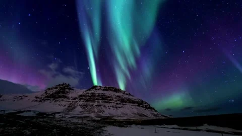 Time lapse clip of Polar Light Aurora Borealis in the night sky Northern lights Vídeos de archivo 334658758