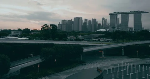 Time Lapse clip of Sunset over Singapore Cityscape from Marina Barrage Stock Footage 122089218