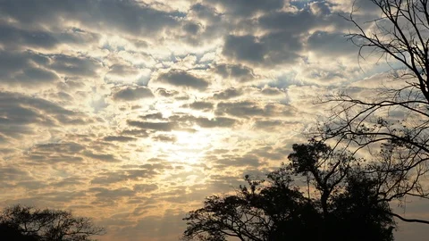 Time lapse of cloud with bright sun shining Stock Footage 117321251