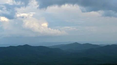 Time lapse of cloud formations over the mountains of the Pisgah National forest Stock Footage 314127802