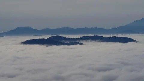 Time lapse of a cloud scape Видео 118579294