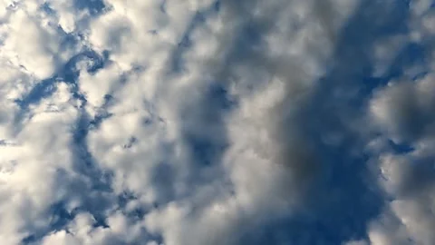 Time lapse clouds in 4k puffy cumulus dark weather with dramatic beauty atm.. Stock Footage 247199952