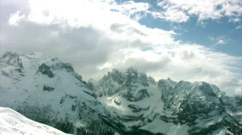 Time Lapse Clouds - Alpes 스톡 동영상 696656