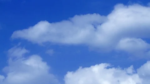 Time lapse of clouds and blue sky Vídeos de archivo 106540027