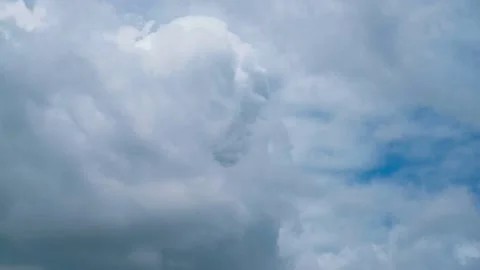Time lapse  clouds and blue sunny sky Video stock 283065946