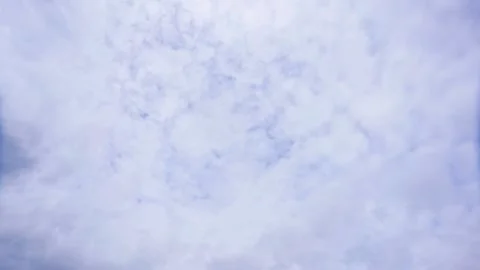 Time lapse  clouds and blue sunny sky Video stock 283835014