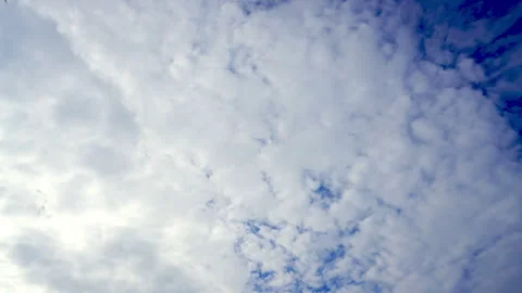 Time lapse  clouds and blue sunny sky, Stock Footage 290904071