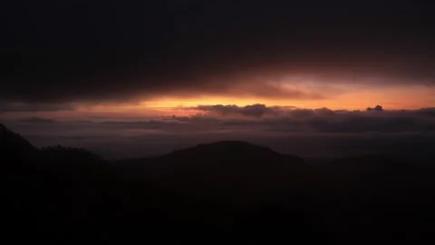 Time lapse of clouds and sunrise in the mountains Video stock 142740191