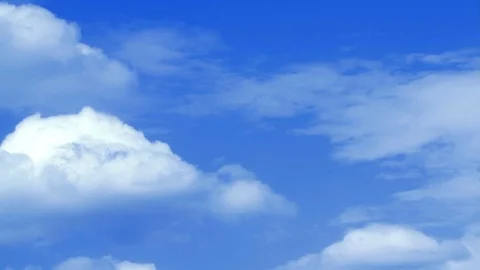 Time lapse of clouds in a blue sky Vídeos de archivo 106539866