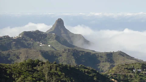 Time lapse of clouds covering rock, Anaga, Tenerife 스톡 동영상 158945289