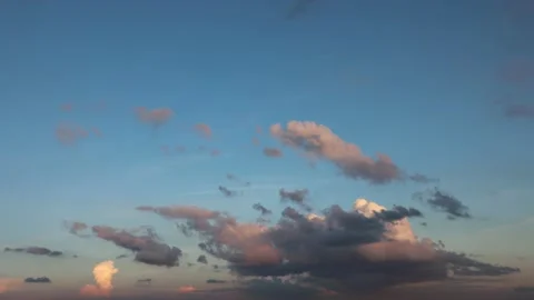 Time lapse clouds flying fast in beautiful sunlight 스톡 동영상 160861712