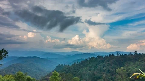 Time-lapse of clouds formation at Banjaran Titiwangsa, Gerik, Perak Stock Footage 229447333