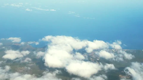 Time lapse of the clouds in the mountains. Stock Footage 280990785