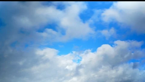 Time-lapse of Clouds Moving in Blue Sky 動画素材 125463362