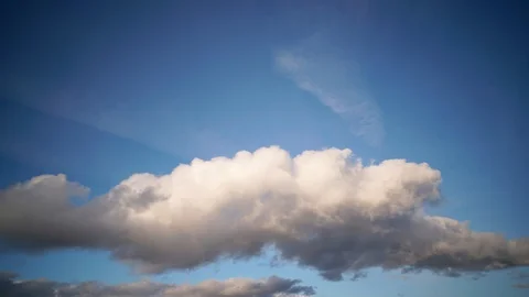 Time-lapse of Clouds Moving in Blue Sky 動画素材 127757406