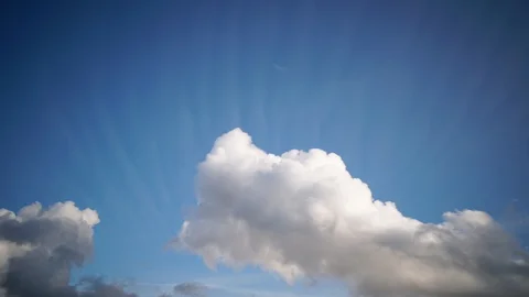 Time-lapse of Clouds Moving in Blue Sky 動画素材 127757900