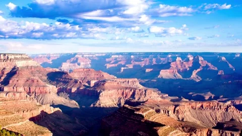 Time-lapse clouds moving at landscape Weird rock formation of Bryce canyon in Stock-Footage 336577895