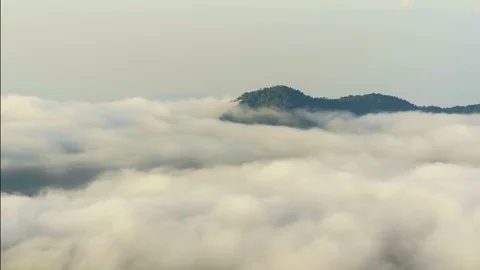 Time lapse clouds moving over tree highland forest at Titiwangsa mountains. Stock Footage 86823563
