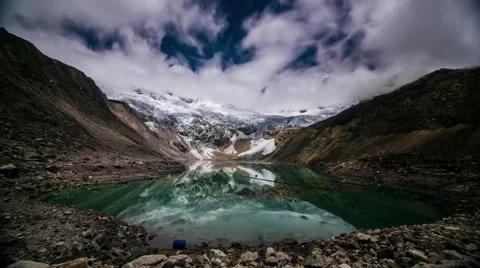 Time lapse of clouds over Andes mountain, Peru Video stock 62388944