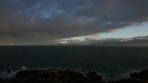 Time Lapse Of Clouds Over Coast Of South Africa With Rainbow 스톡 동영상 230939450