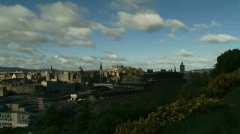 Time Lapse Clouds over Edinburgh 2 Vídeo Stock 505549