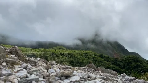 Time lapse of clouds over the mountain Video stock 263092077
