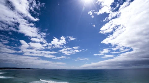 Time Lapse of Clouds over the Ocean 스톡 동영상 143512498