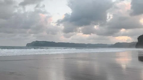 Time lapse clouds over the sea Stock Footage 340005136