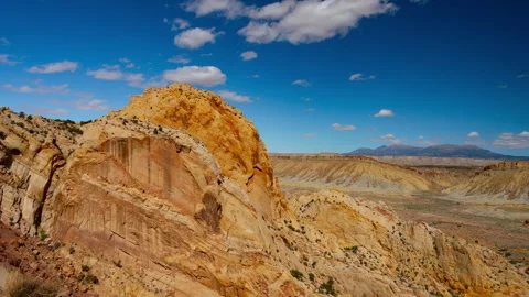 Time lapse of clouds over Strike Valley Capitol Reef National Park 库存影片 328999269