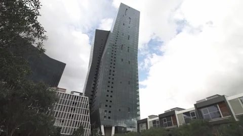 Time Lapse Of Clouds Reflected In City Skyscraper Building Windows - Melbourne 動画素材 248440296