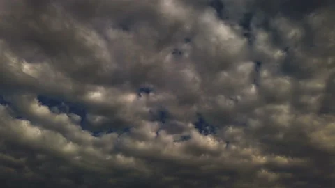 Time lapse clouds, rolling puffy cloud are moving, white lightnes clouds time Stock Footage 220030732