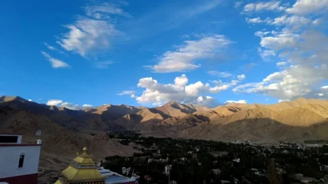 Time-lapse clouds running over Himalaya mountain range. Stock Footage 254190903