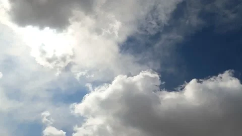 Time lapse clouds in the sky Stock Footage 171877623