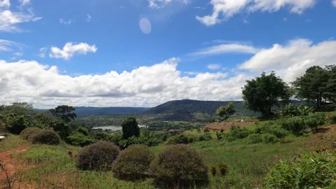 Time lapse clouds in the sky Video stock 196672087