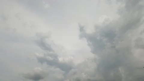Time lapse clouds in the sky Video stock 206344970