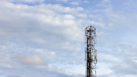 Time Lapse of Clouds with Telecommunication Tower on Foreground 库存影片 91082593