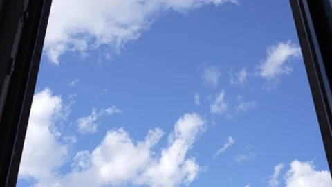 Time lapse of clouds view from the window Video stock 273679154