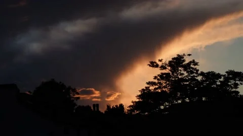 Time lapse Cloudscape in dusk heaven Video stock 136209350
