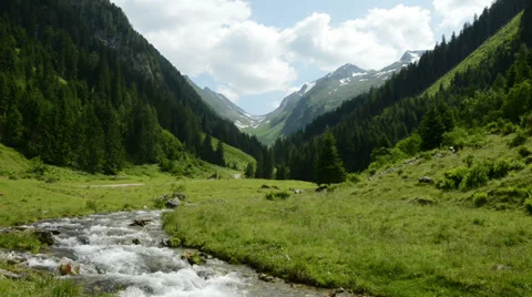 Time lapse of cloudscape at Zillertal Alps mountains Video stock 34685708