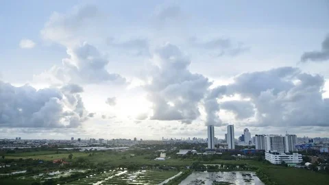Time lapse cloudy blue sky sunset at twilight evening until night Vídeos de archivo 82078809