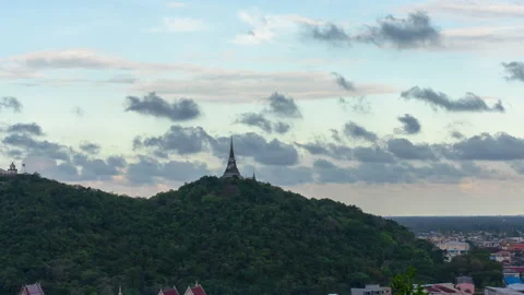 Time Lapse Cloudy or Overcast day at Phra Nakhon Khiri Historical Park. Stock Footage 172241908