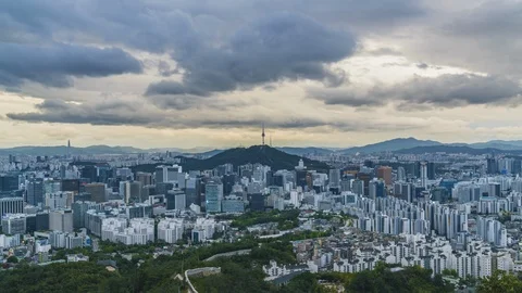 Time lapse cloudy over Seoul city with Seoul Tower. Stock Footage 127026100