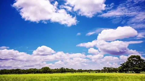 Time lapse of cloudy sky in tropical climate Stock Footage 59105748