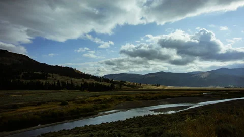 Time Lapse - Cloudy Weather at Mountain Range in Yellowstone National Park Video stock 145518841