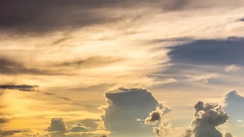 Time Lapse of Colorful dramatic sky with cloud at sunset.Sky with sun background Stock Footage 76507112