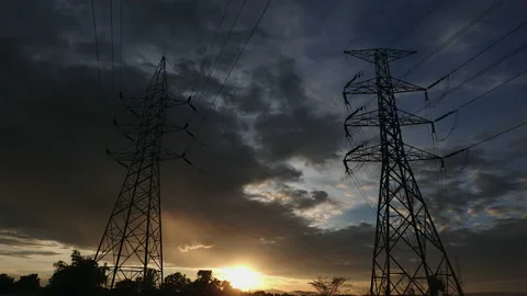 Time Lapse of Colorful dramatic sky and Silhouette of high voltage electrical 스톡 동영상 155506883