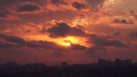 Time lapse colorful sunset on the cloudy sky Stock Footage 79184171